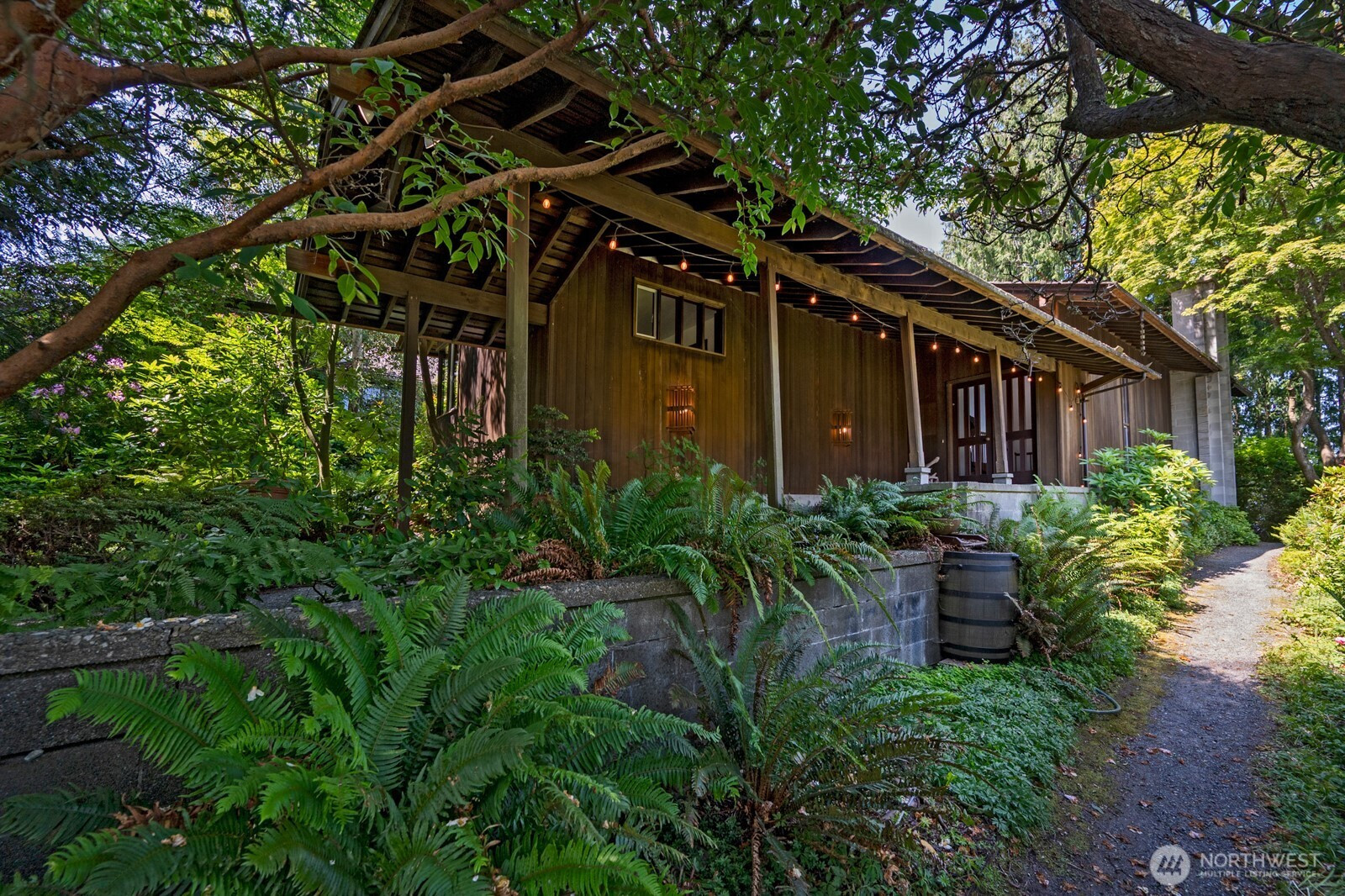 9309 Fauntleroy Way SW, Seattle, WA 98136