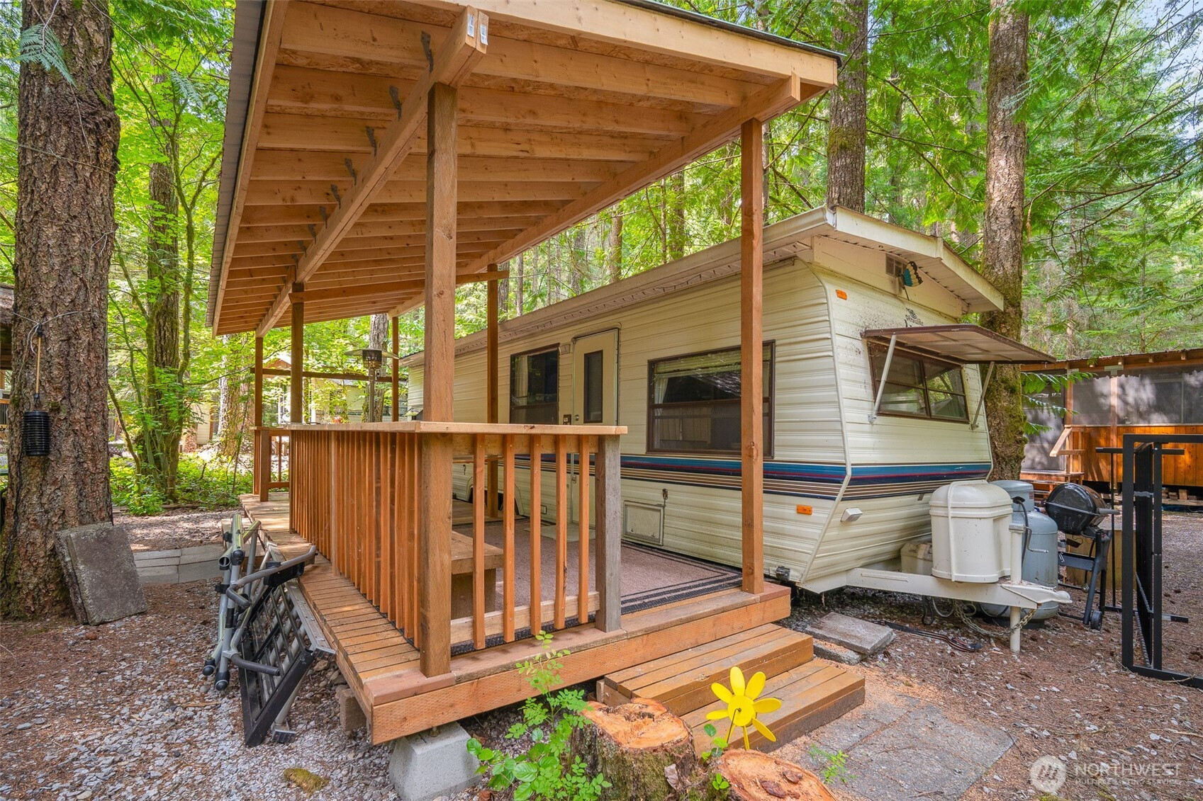 90 2 Wilderness Way, Deming, WA 98244