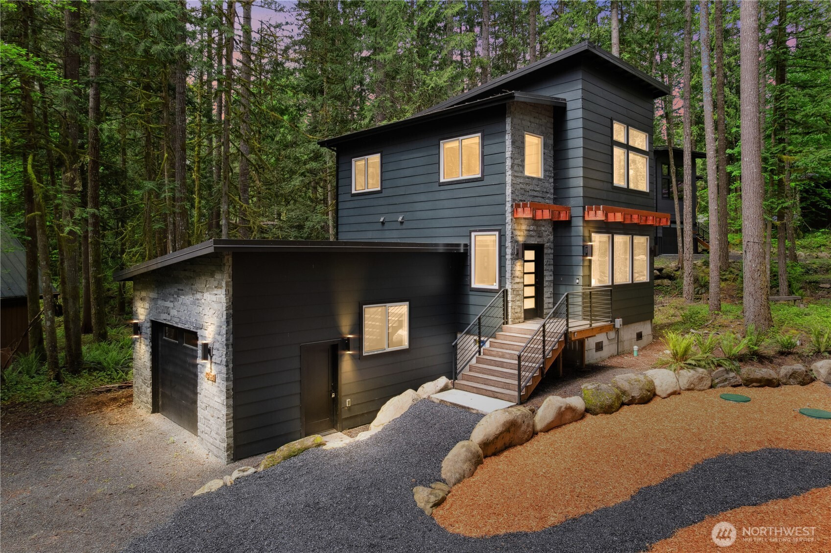 7467 Canyon View Drive, Deming, WA 98244