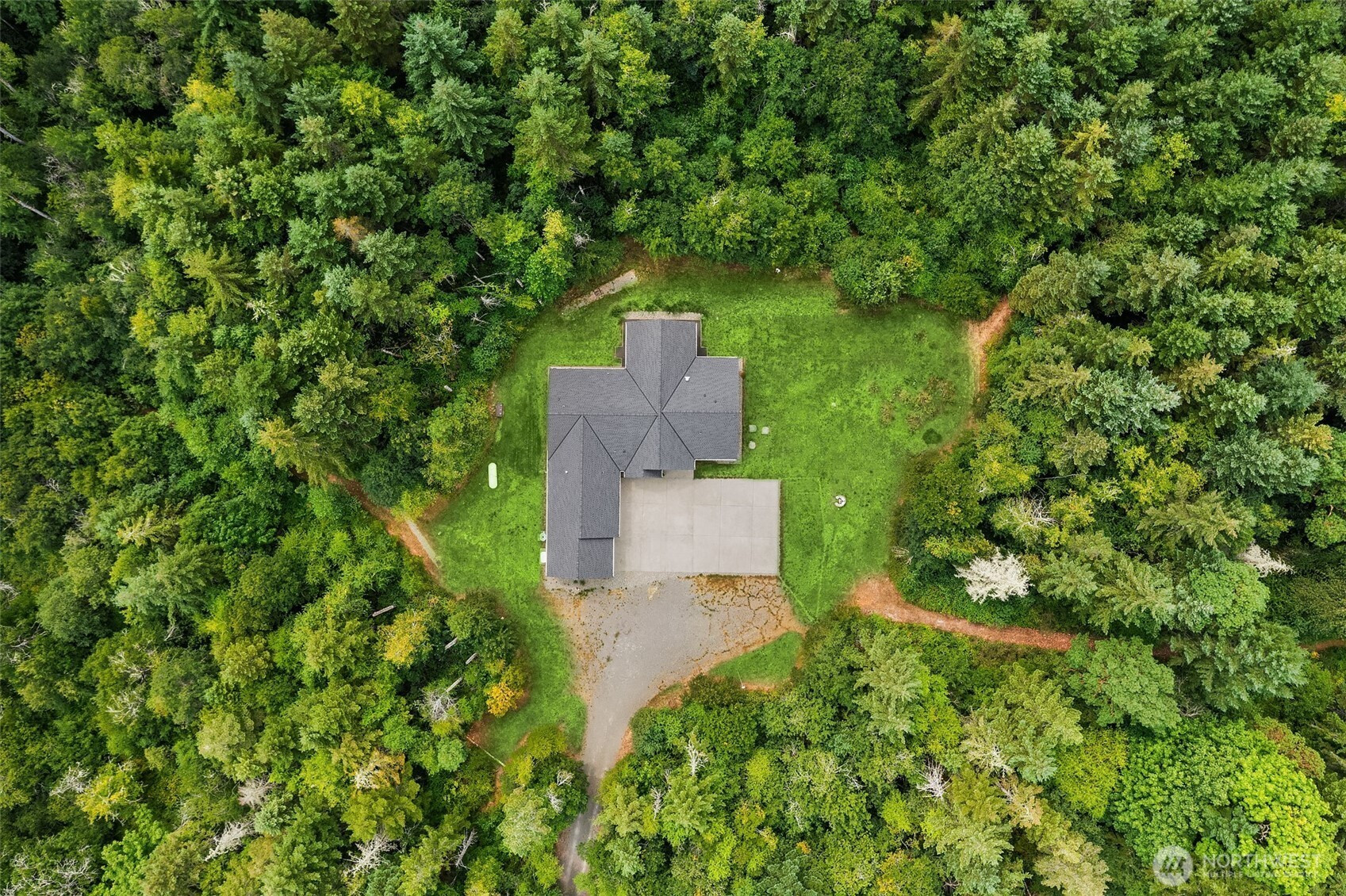 216 Cornwall Road NW, Lakebay, WA 98349