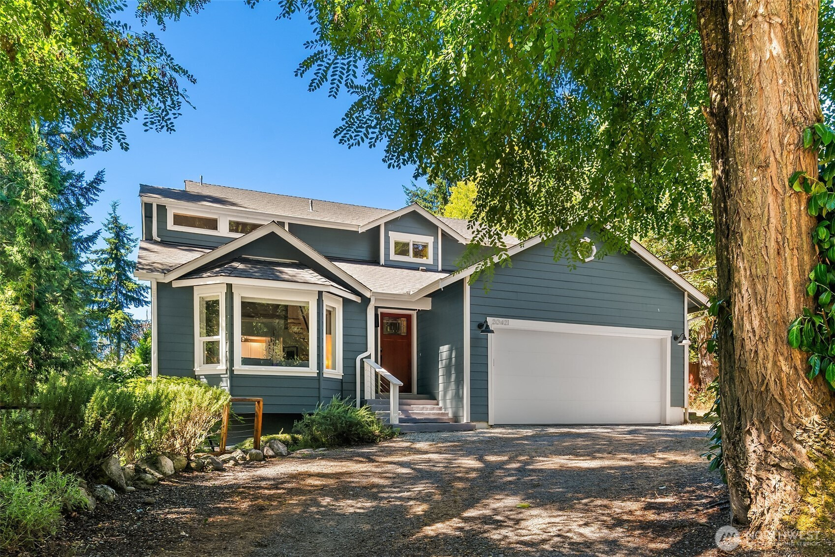 20421 87th Avenue SW, Vashon, WA 98070