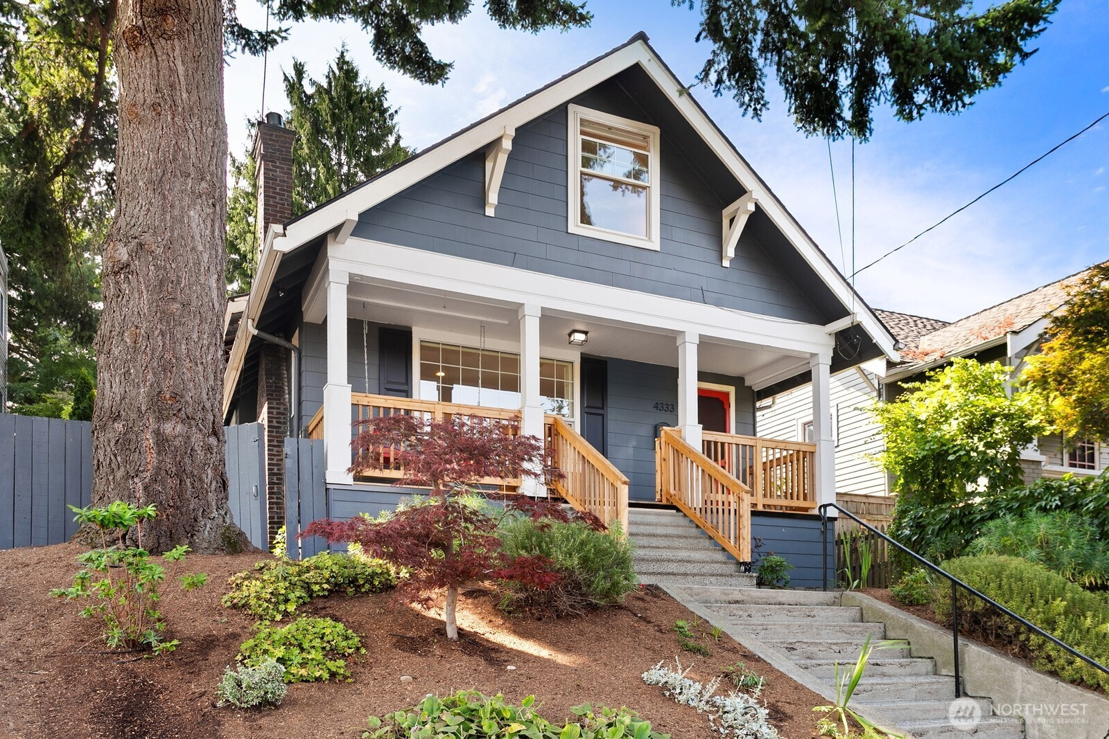 4333 Evanston Avenue N, Seattle, WA 98103