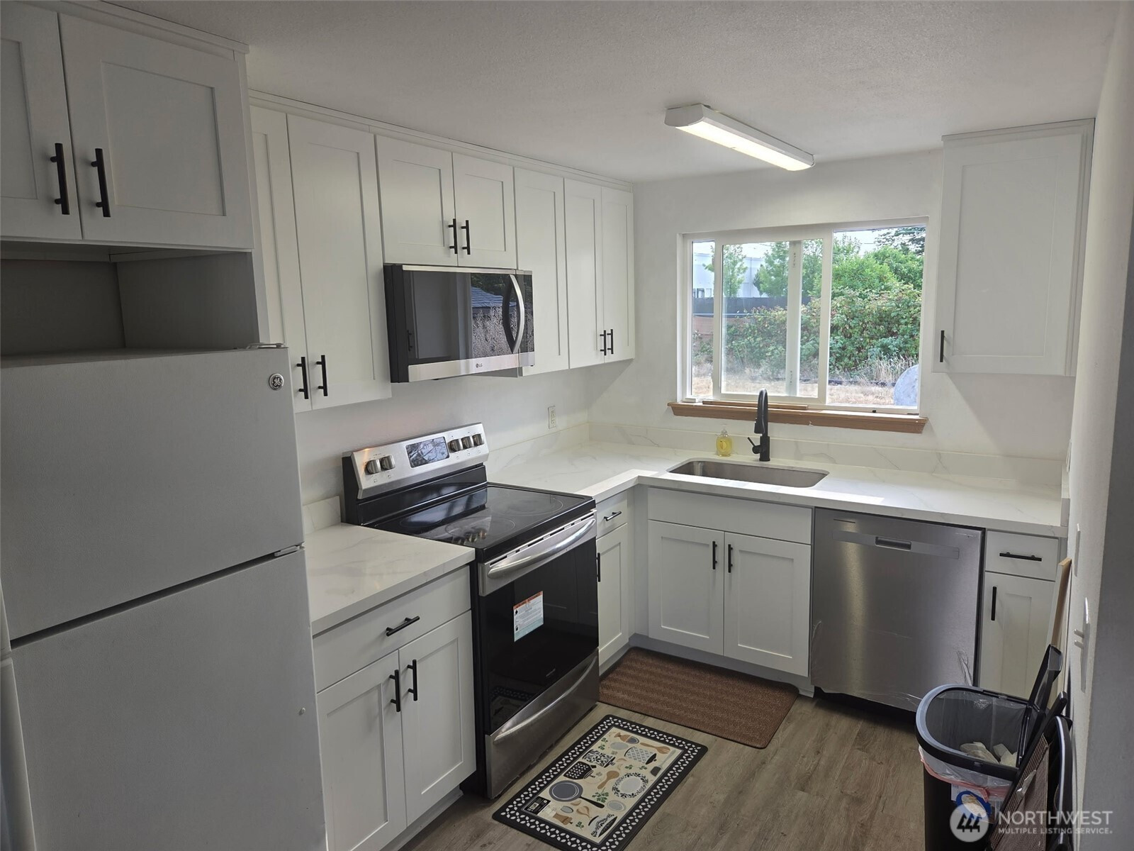 9320 33rd Avenue S, Lakewood, WA 98499