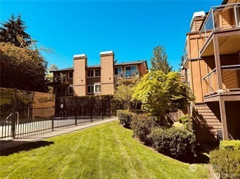 8248 126th Avenue NE, Kirkland, WA 98033