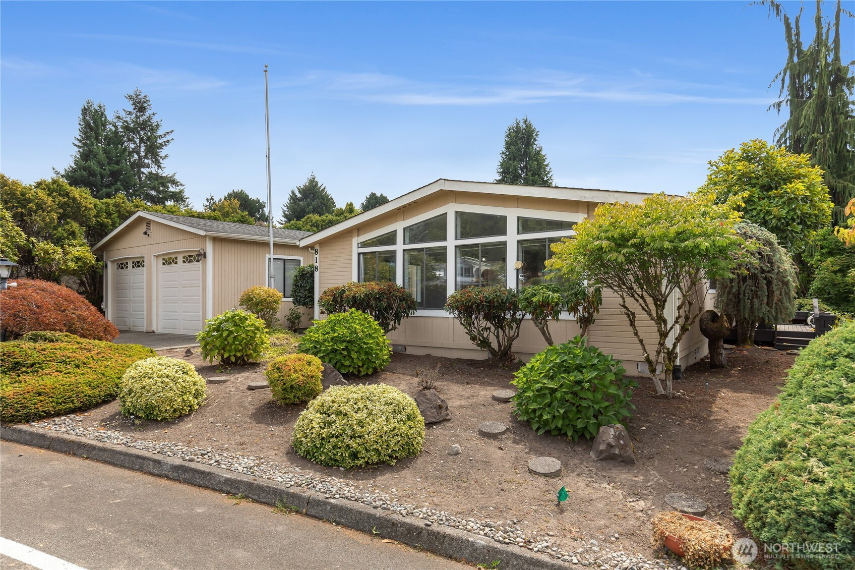 818 243rd St SW, Bothell, WA 98021