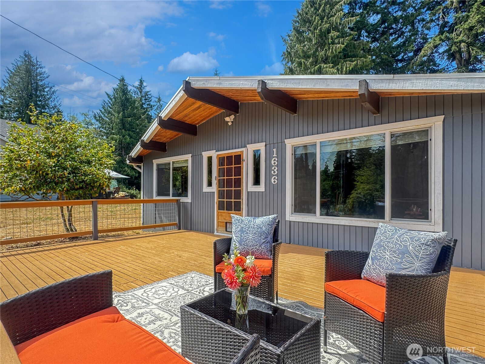 1636 Hemlock Drive, Camano Island, WA 98282