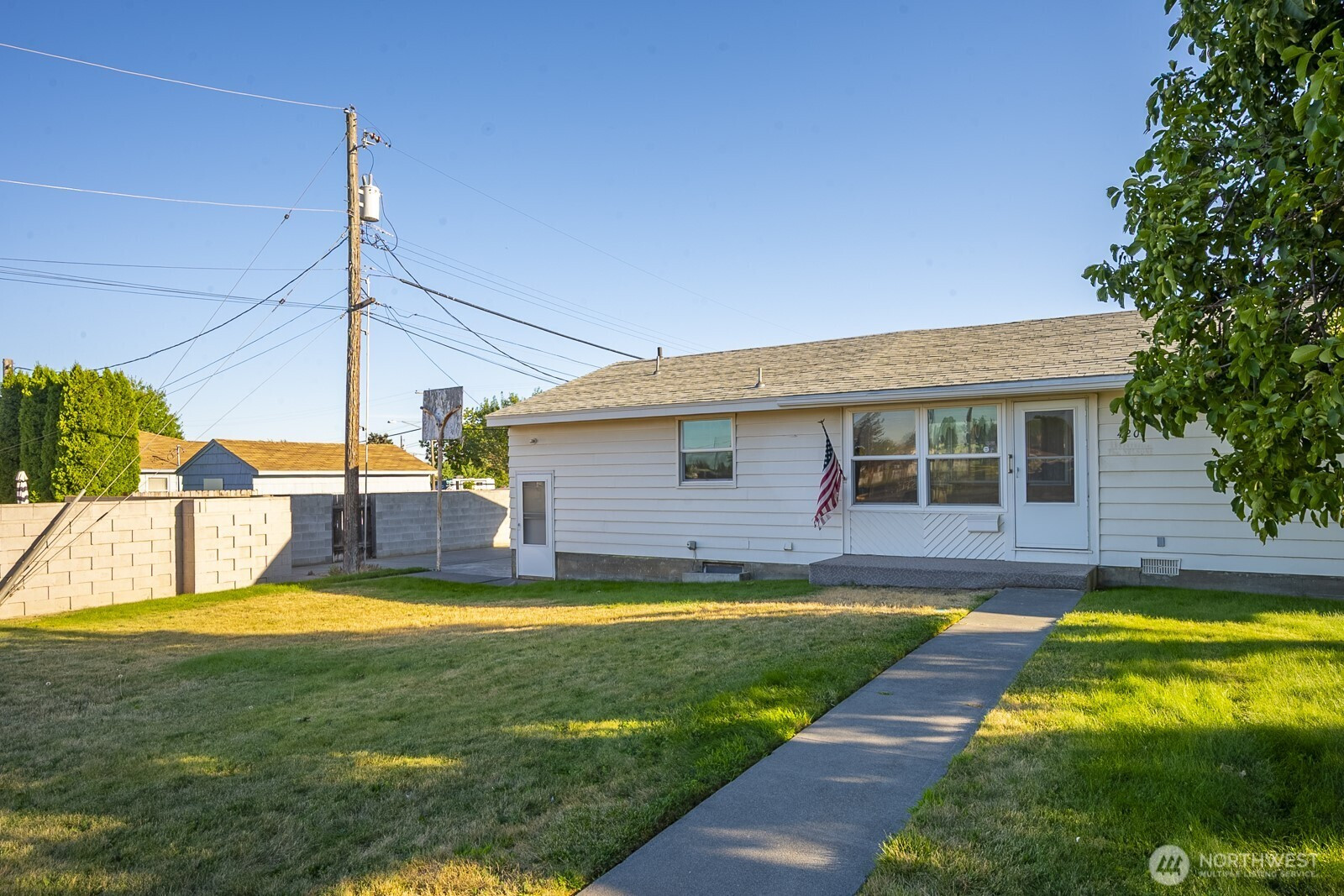420 11th Avenue SW, Ephrata, WA 98823