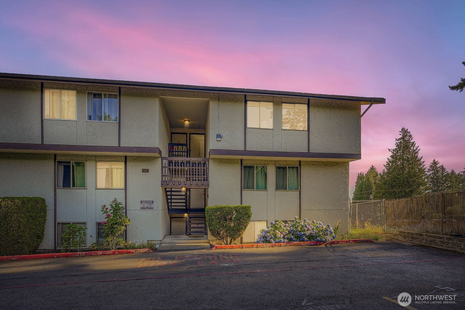 3523 S 160 Street, SeaTac, WA 98188