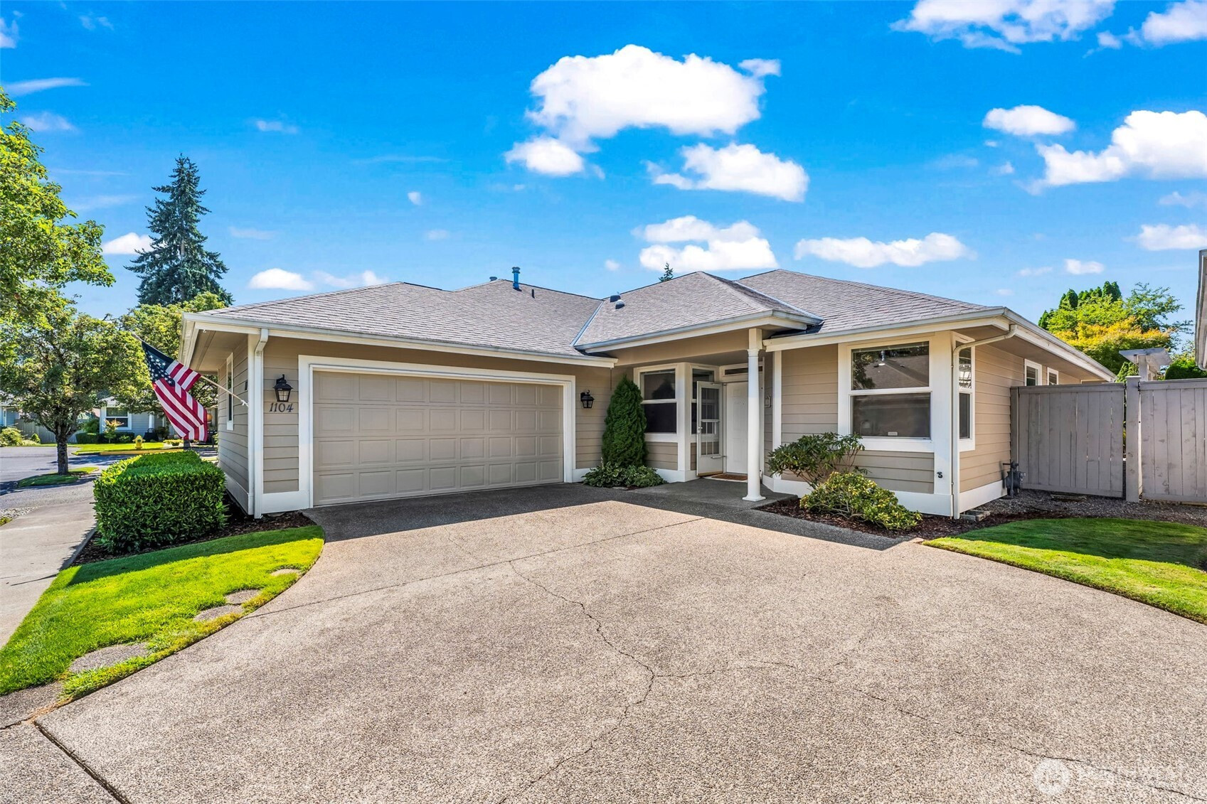 1104 Garden Circle, Fircrest, WA 98466