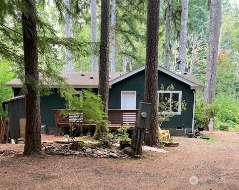91 N Wigeon Place, Hoodsport, WA 98548