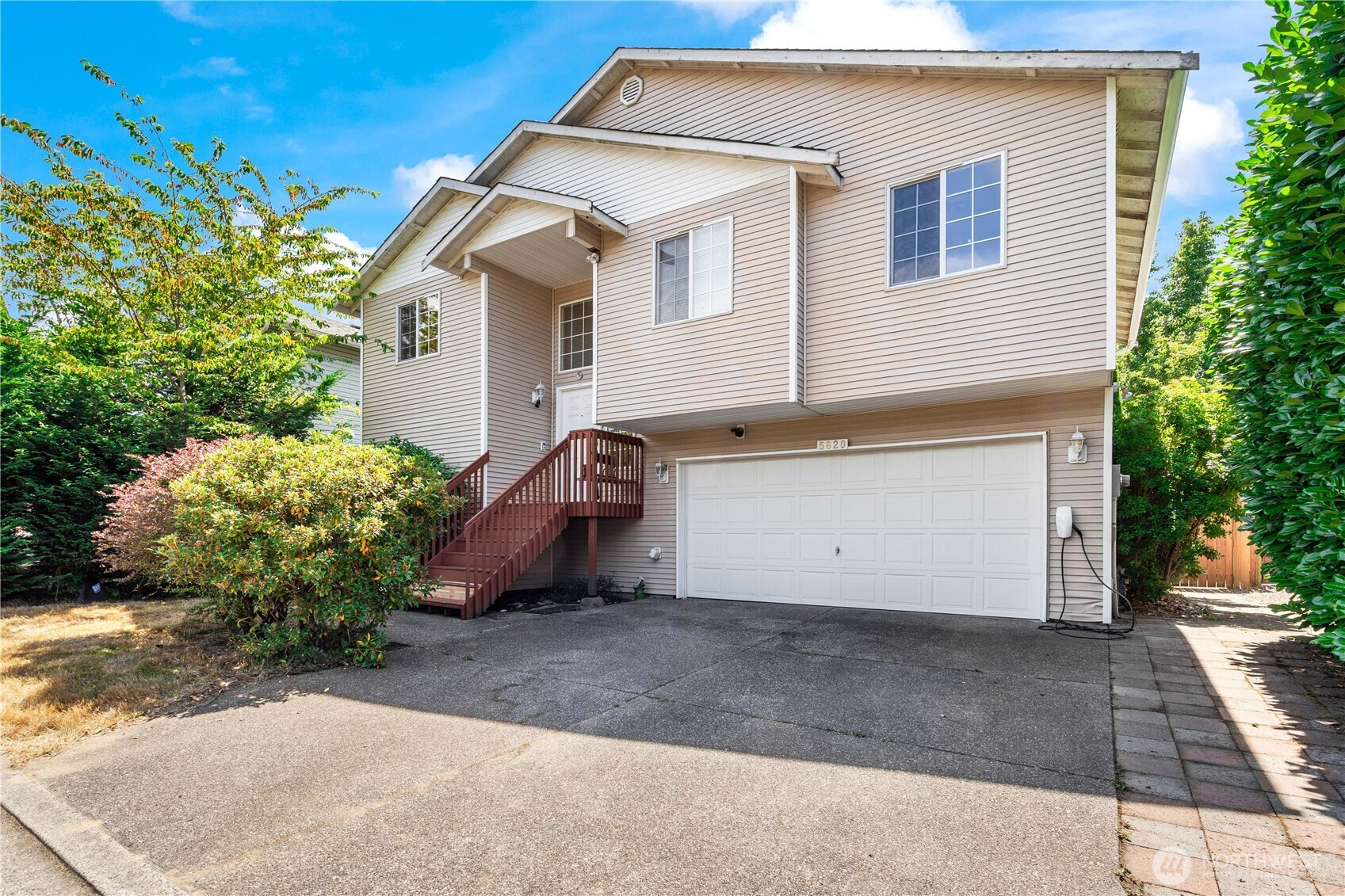 5620 seahurst Avenue, Everett, WA 98203