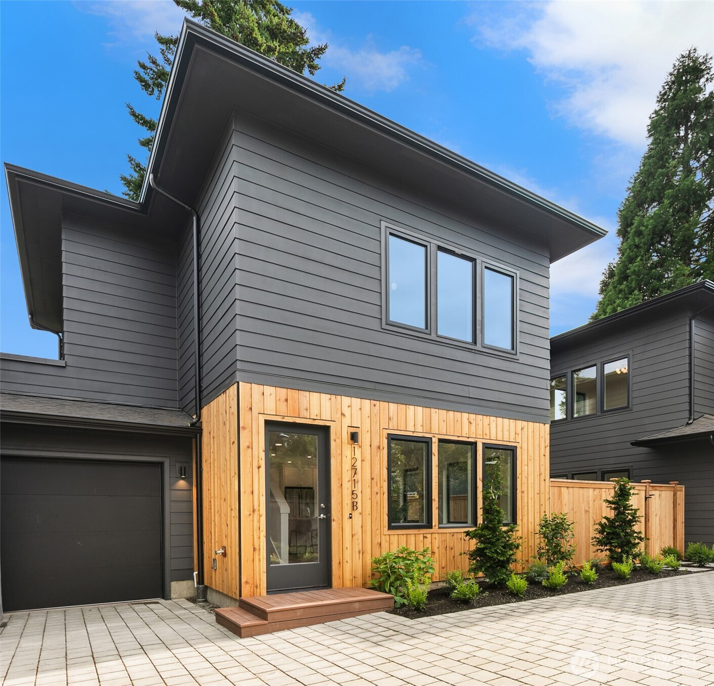 12715 Dayton Avenue N, Seattle, WA 98133