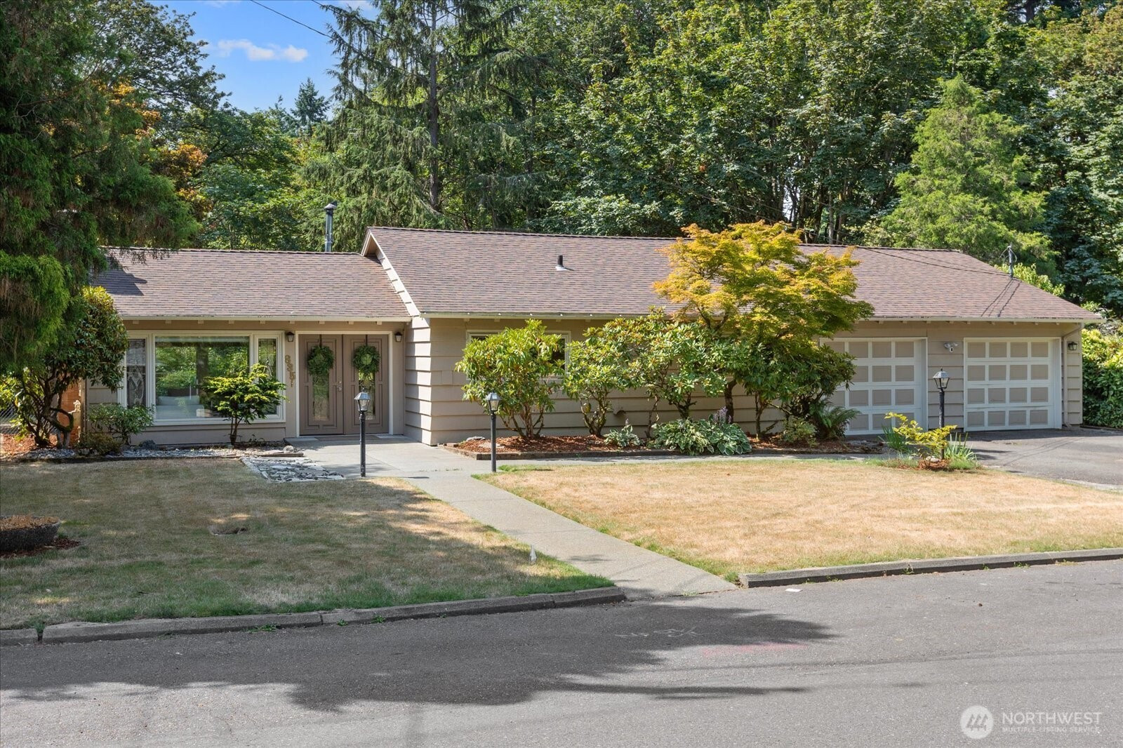 835 SW Marine View Circle, Normandy Park, WA 98166