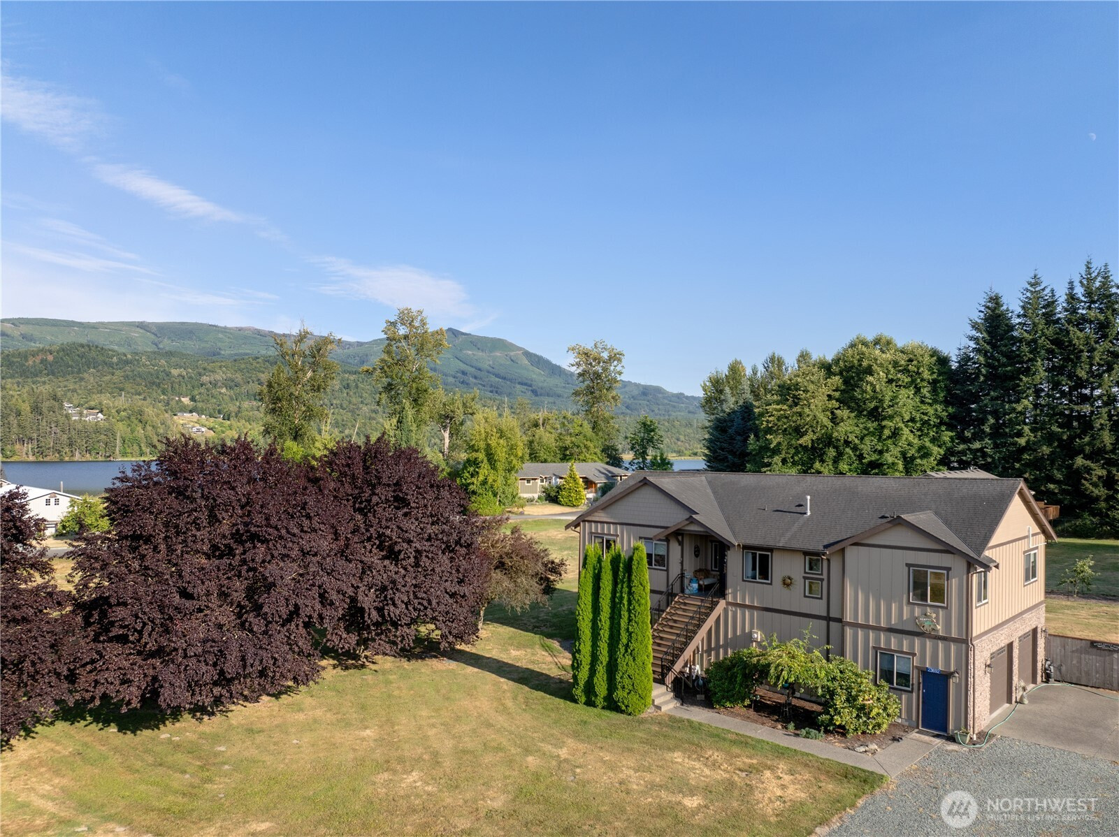 23692 Sawyer Lane, Clear Lake, WA 98235