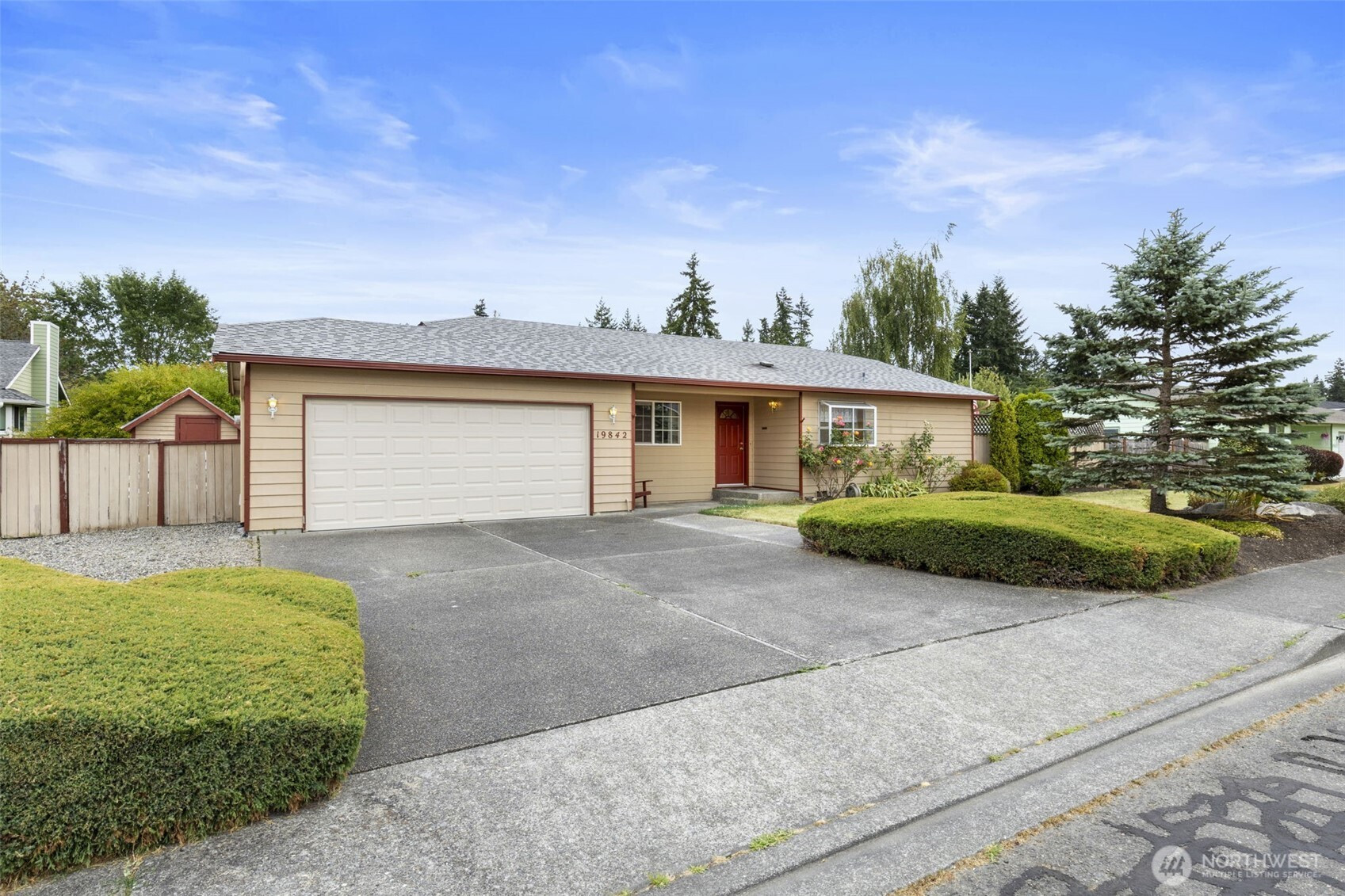19842 NE Mosjon Circle, Poulsbo, WA 98370
