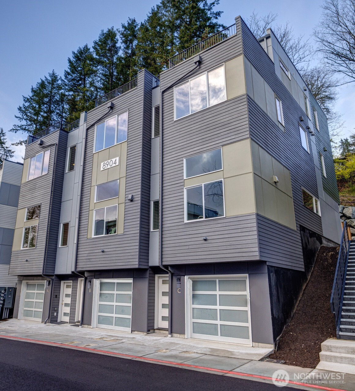 8904 NE 173rd Place, Bothell, WA 98011