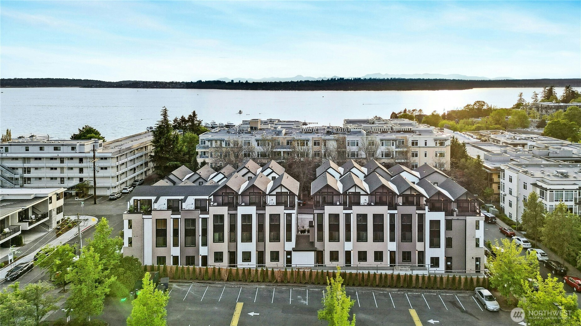112 B 2nd Street S, Kirkland, WA 98033