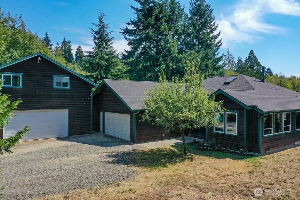 9643 Goodfellow Lane NE, Kingston, WA 98346
