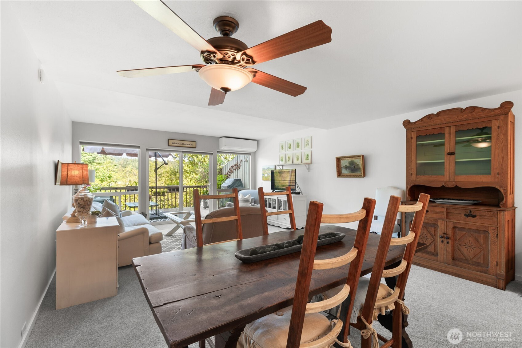 1 Lake Louise Drive, Bellingham, WA 98229