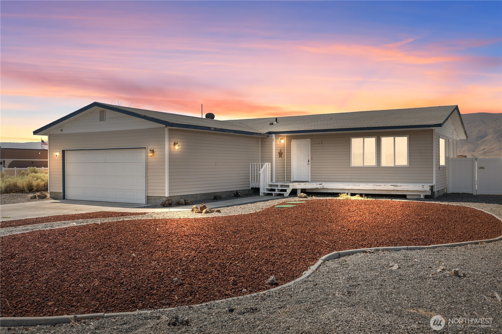 304 Airport Way SW, Mattawa, WA 99349