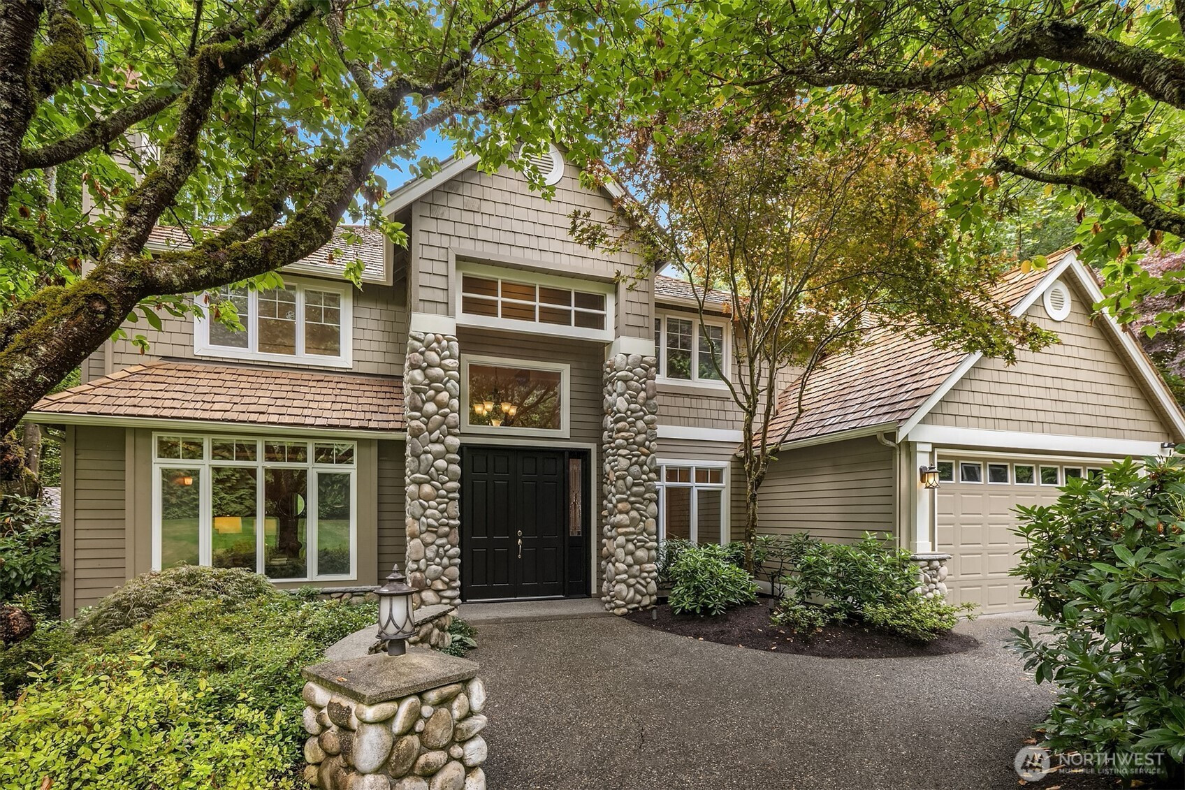 8425 213th Place NE, Redmond, WA 98053