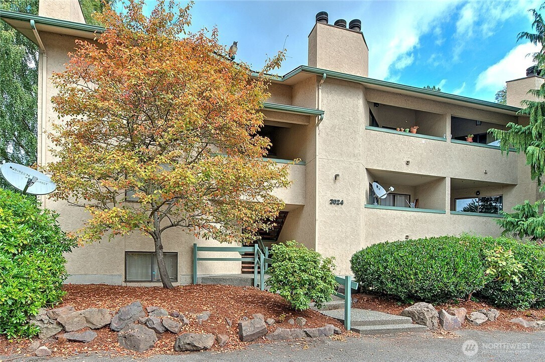 3024 NE 143rd Street, Seattle, WA 98125
