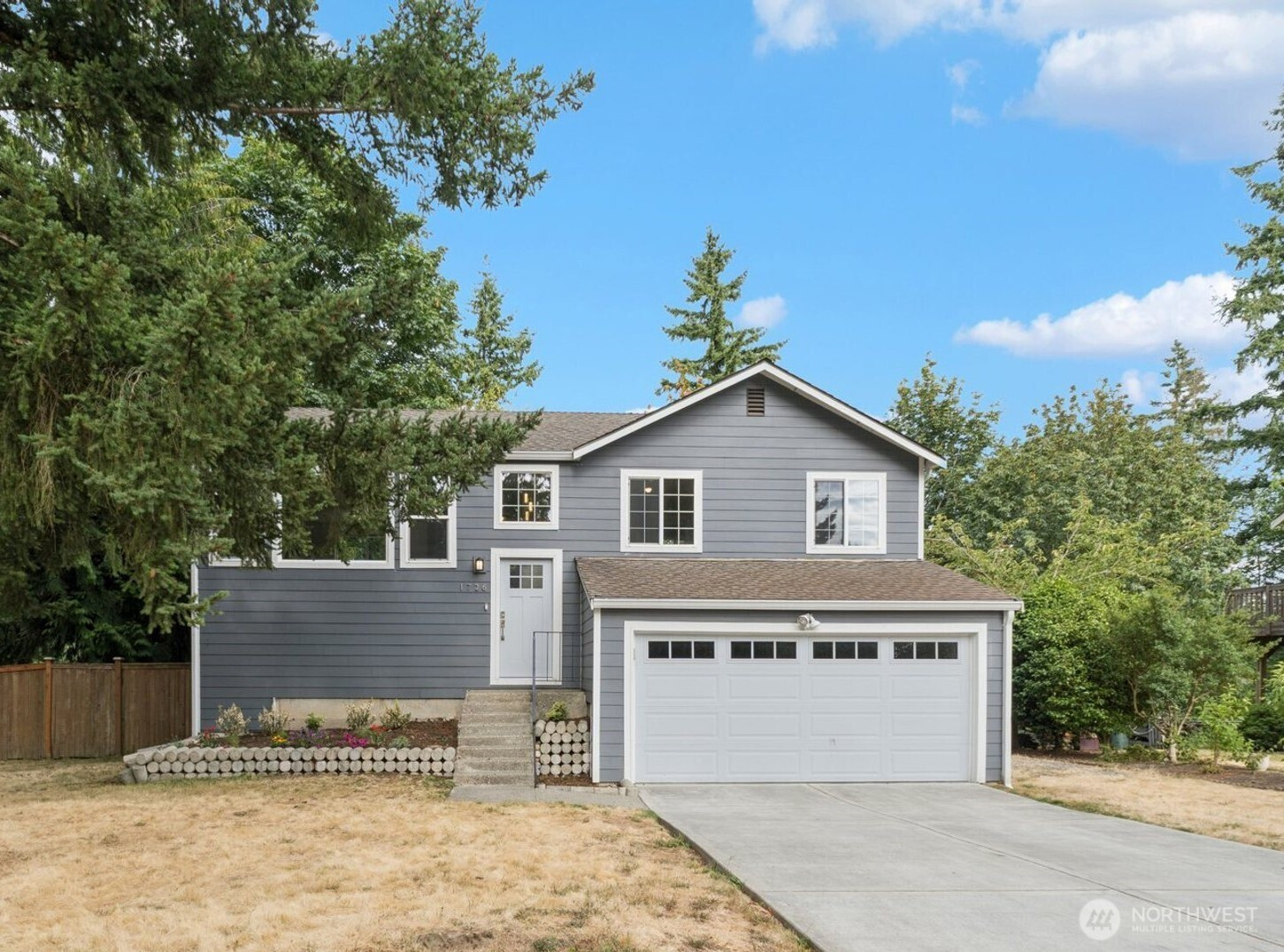 1726 211th Place NE, Sammamish, WA 98074