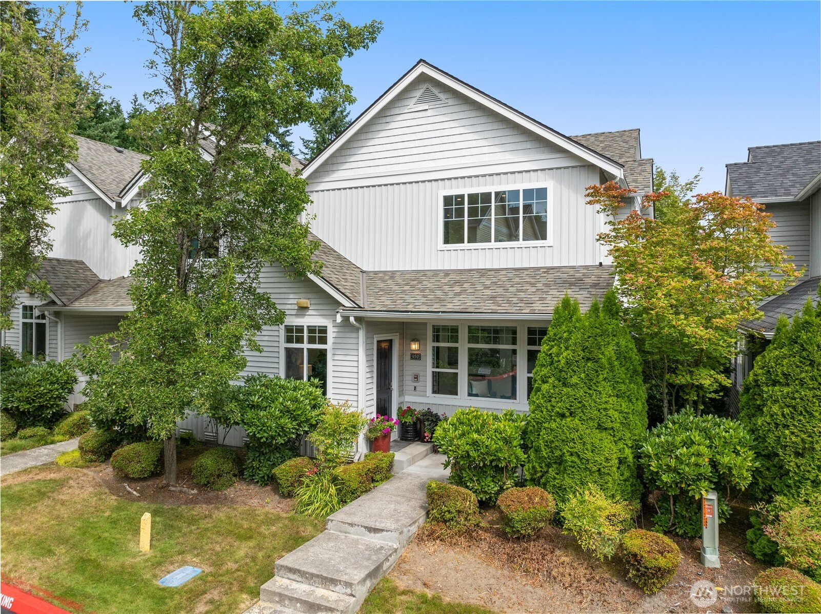 952 232nd Place NE, Sammamish, WA 98074