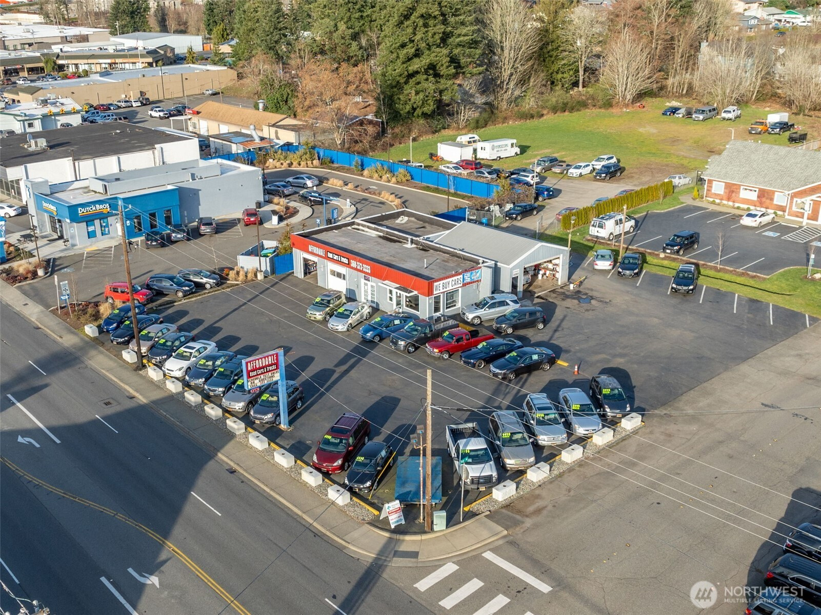 3890 Wheaton Way, Bremerton, WA 98310