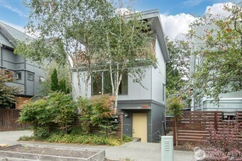 106 30th Avenue, Seattle, WA 98122