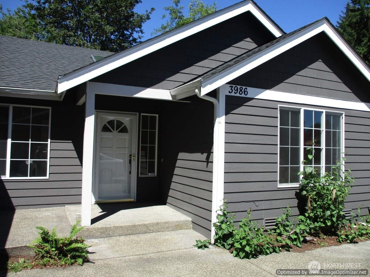 3986 Regatta Court, Gig Harbor, WA 98335