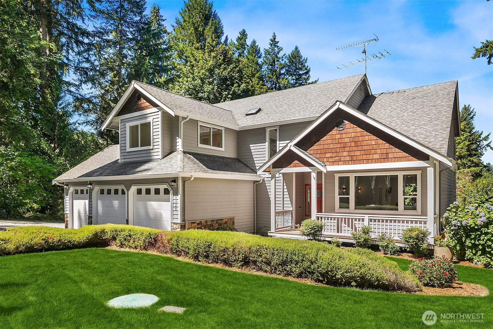 16520 NE 180th Place, Woodinville, WA 98072