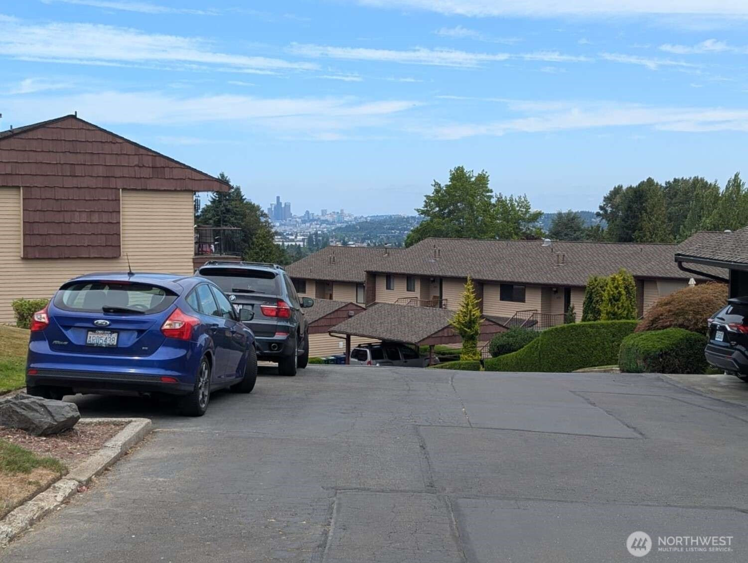 10735 Glen Acres Drive S, Burien, WA 98168