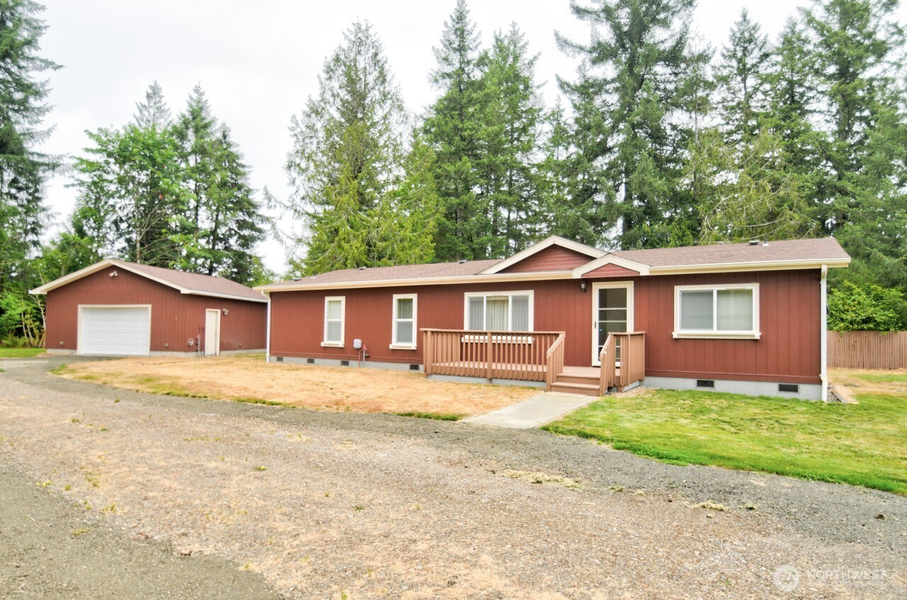 17 Bush Creek Road, Elma, WA 98541
