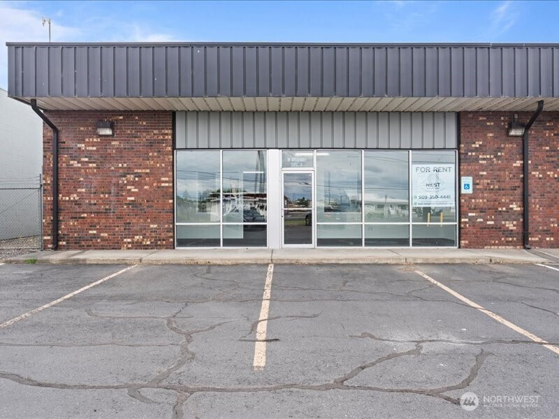 1626 W Broadway Avenue, Moses Lake, WA 98837