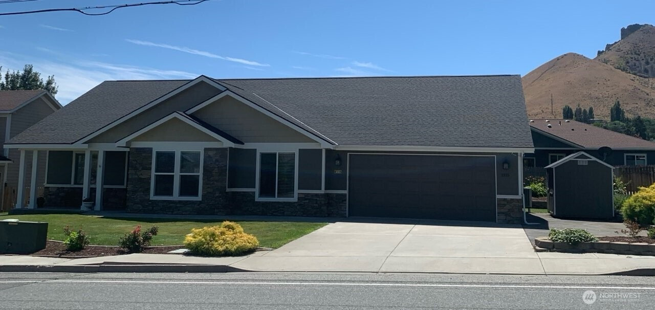 2115 5TH Street, Wenatchee, WA 98801