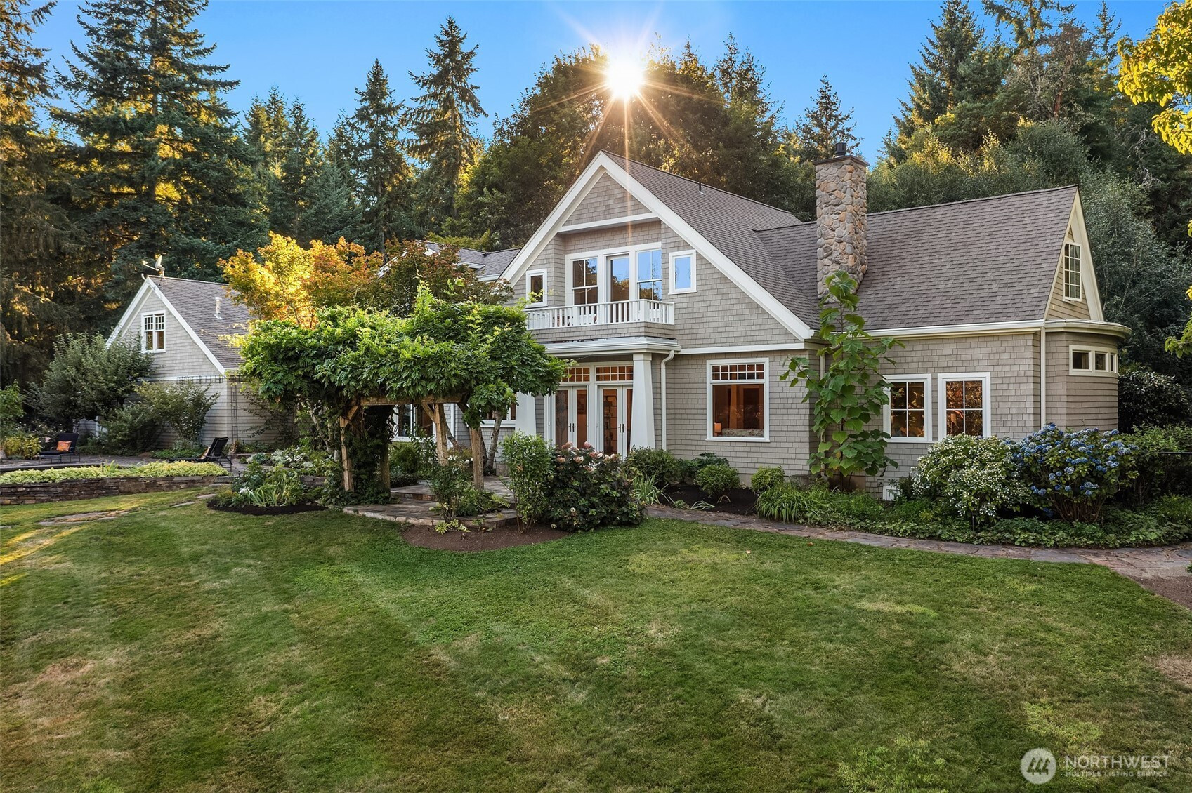 22626 111th Avenue SW, Vashon, WA 98070