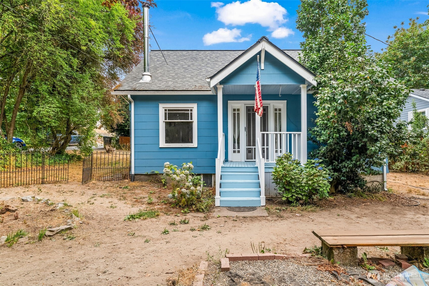 1102 N Cambrian, Bremerton, WA 98312