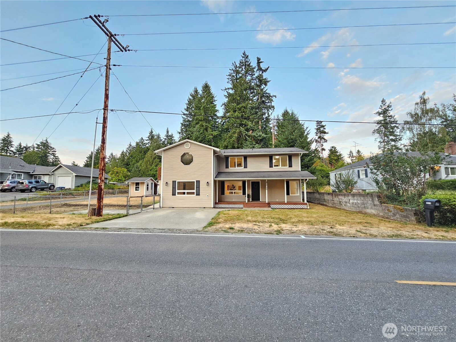 2816 Rocky Point Road NW, Bremerton, WA 98312
