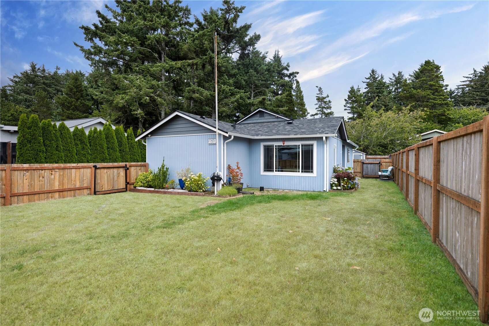 1610 S Ocosta Street, Westport, WA 98595