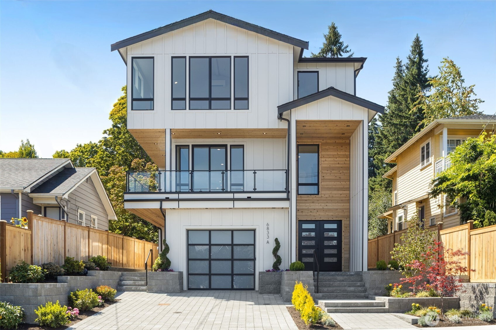 6833 36th Avenue NE, Seattle, WA 98115