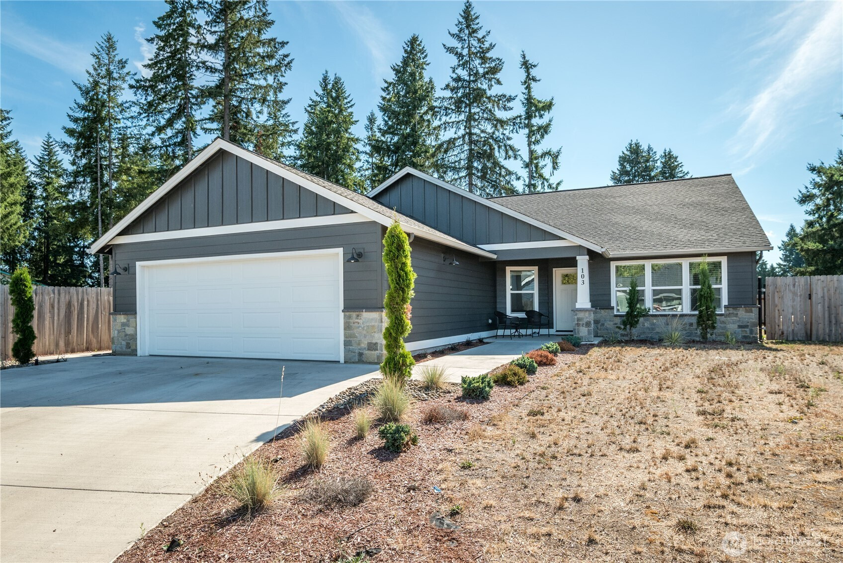 103 Andrew Court, Castle Rock, WA 98611