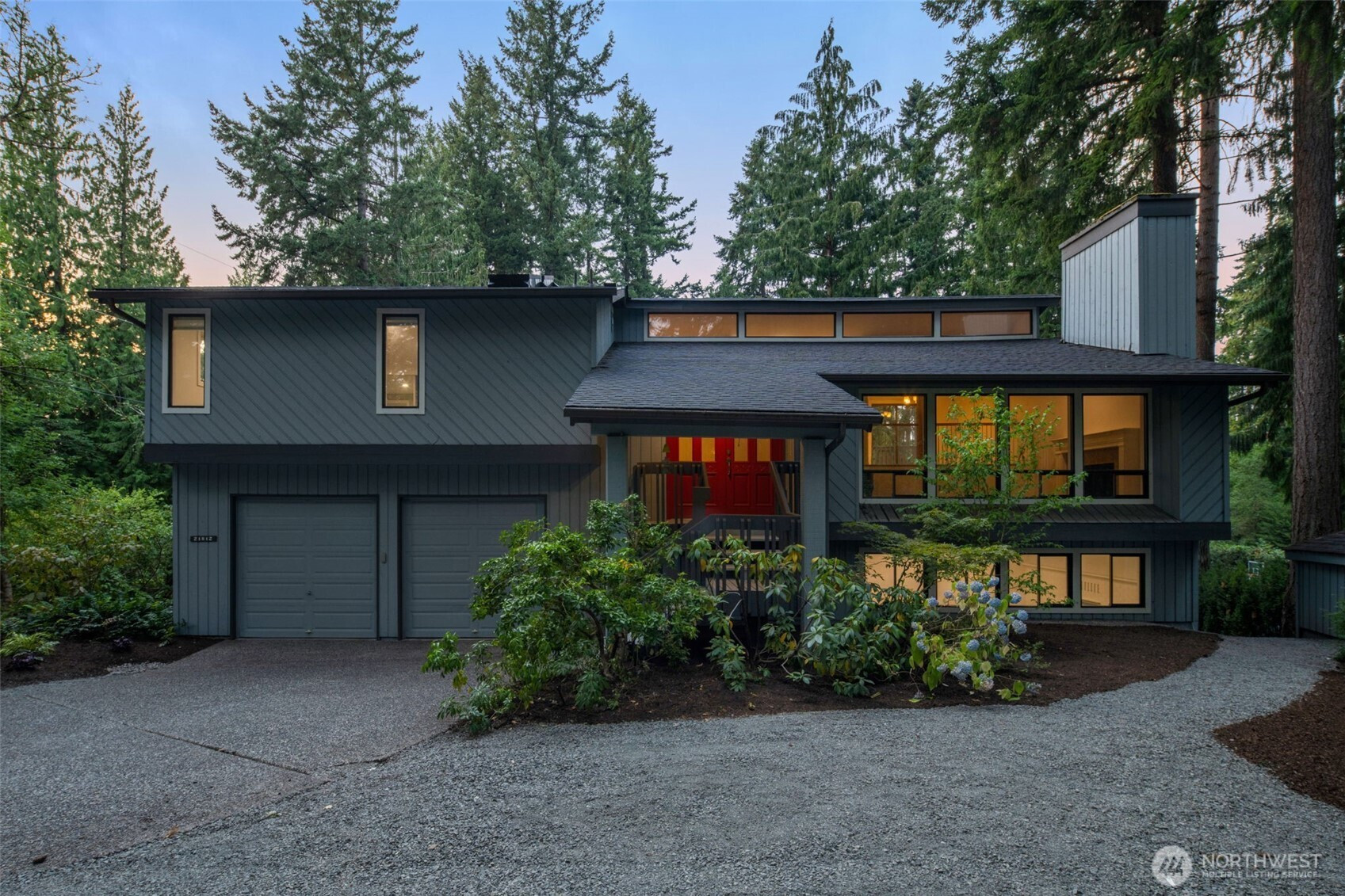 21812 SE 28th Street, Sammamish, WA 98075