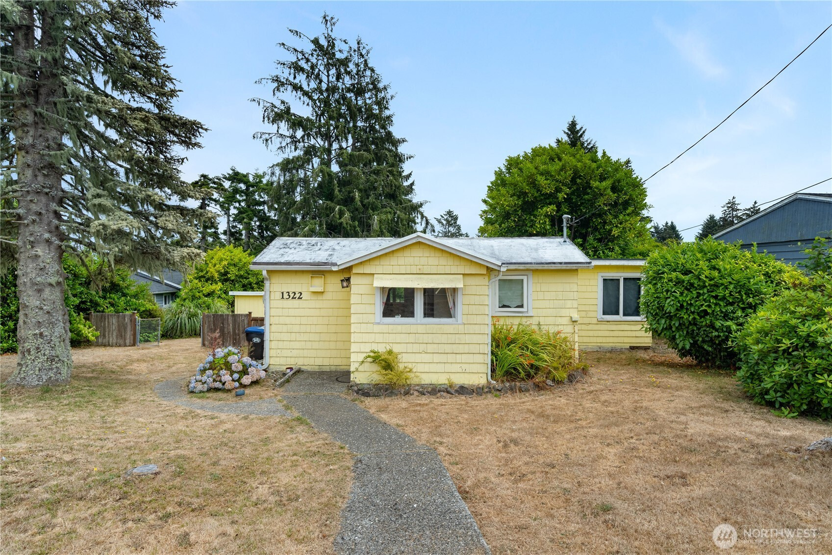 1322 Montesano Street, Westport, WA 98595