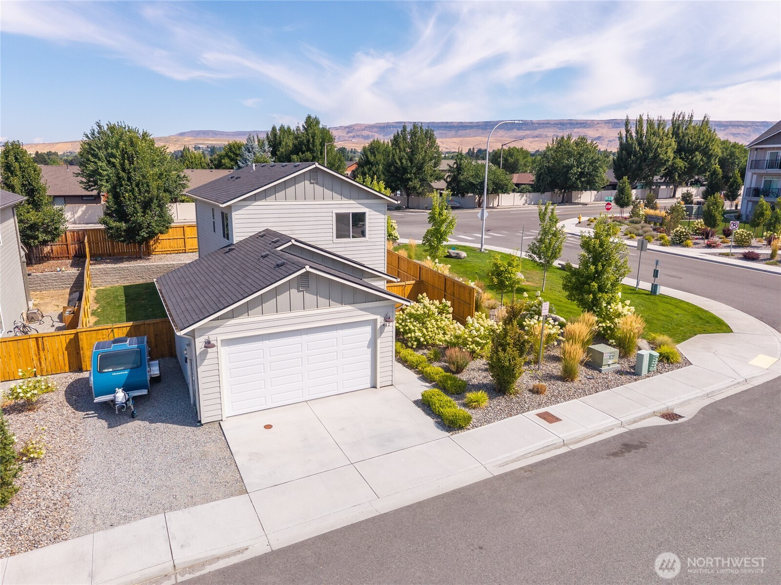 412 S Kansas Loop, East Wenatchee, WA 98802