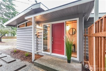 18750 12th Avenue NE, Shoreline, WA 98155