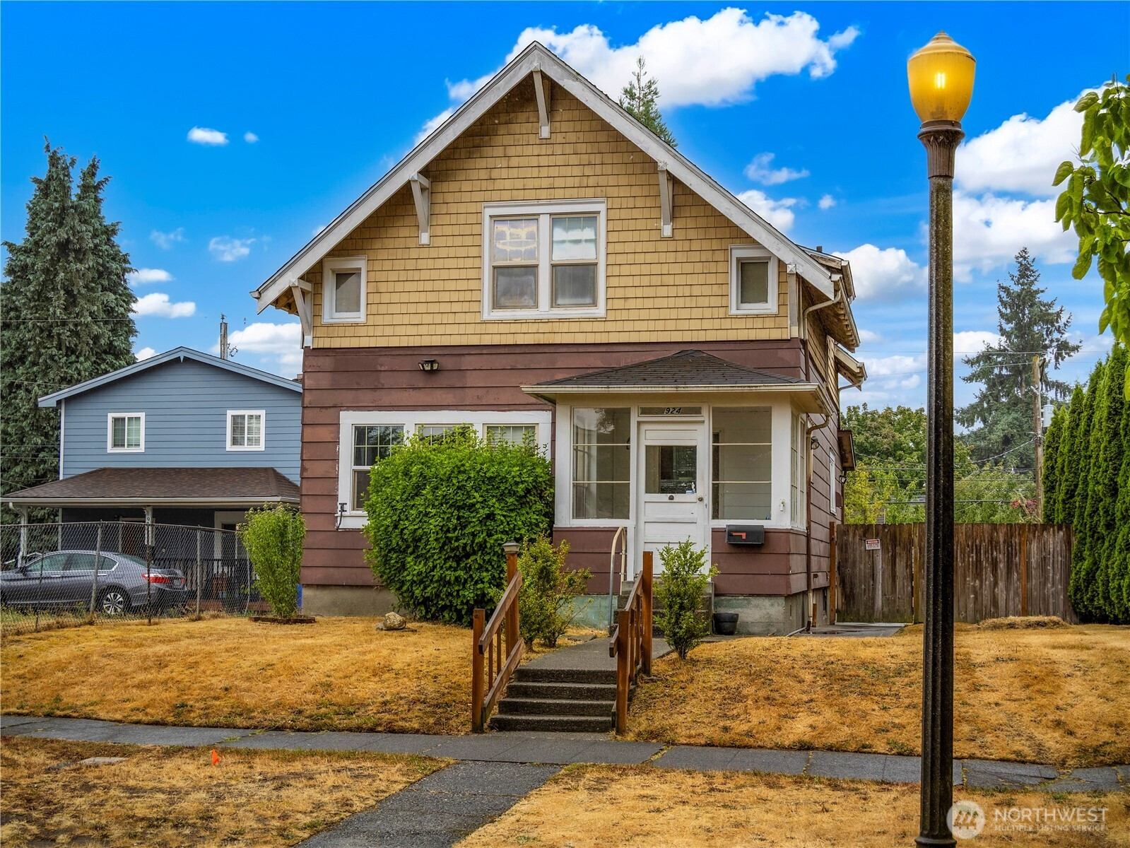924 S Grant Avenue, Tacoma, WA 98405