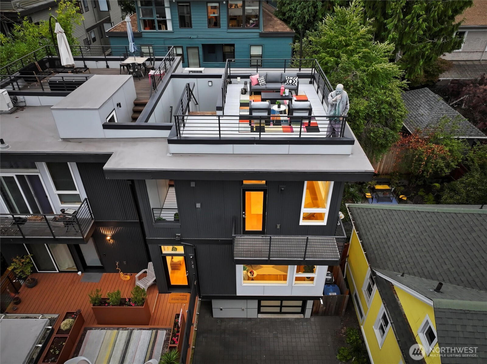609 15th Avenue E, Seattle, WA 98112