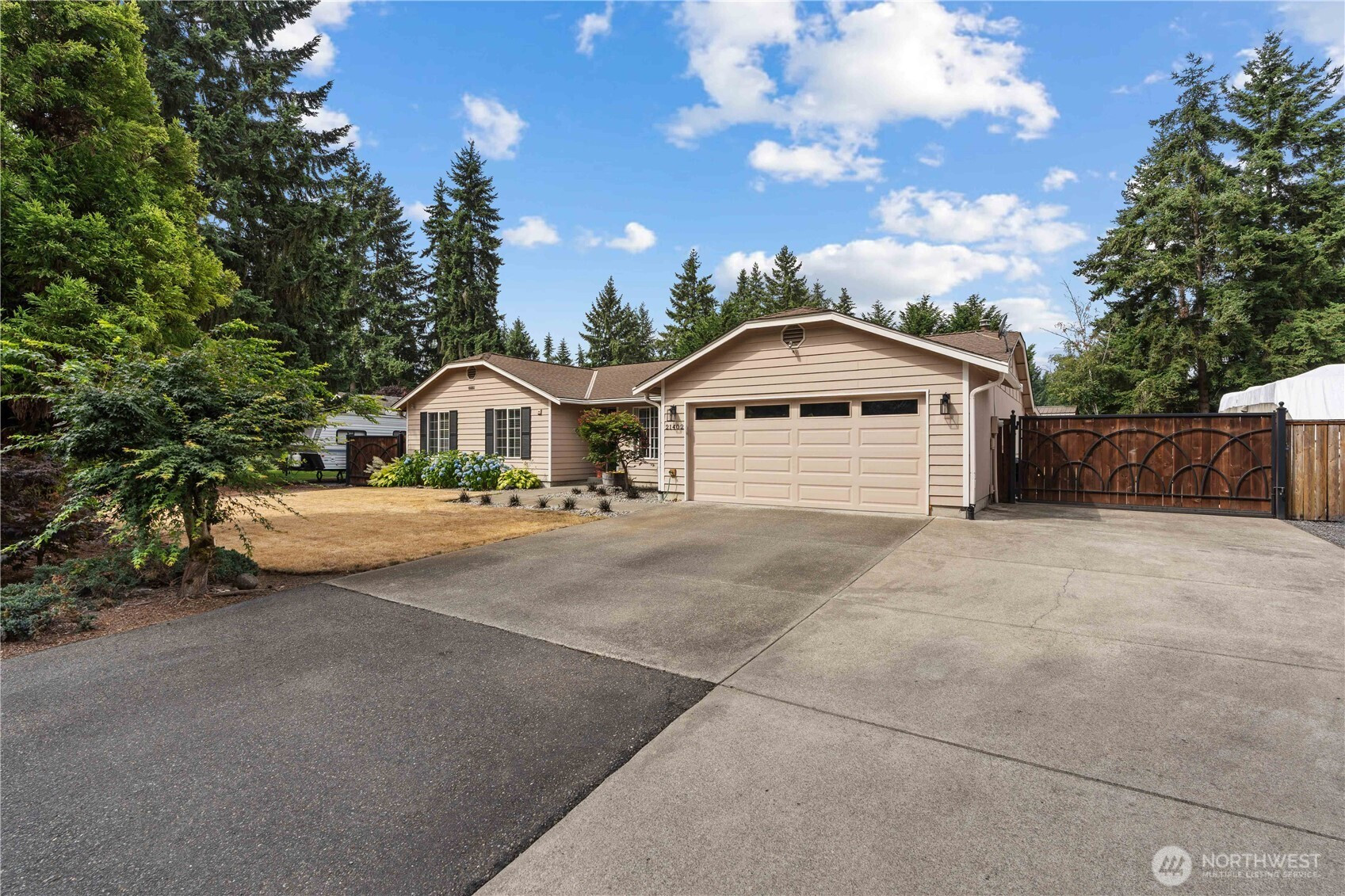 21402 109th Avenue E, Graham, WA 98338