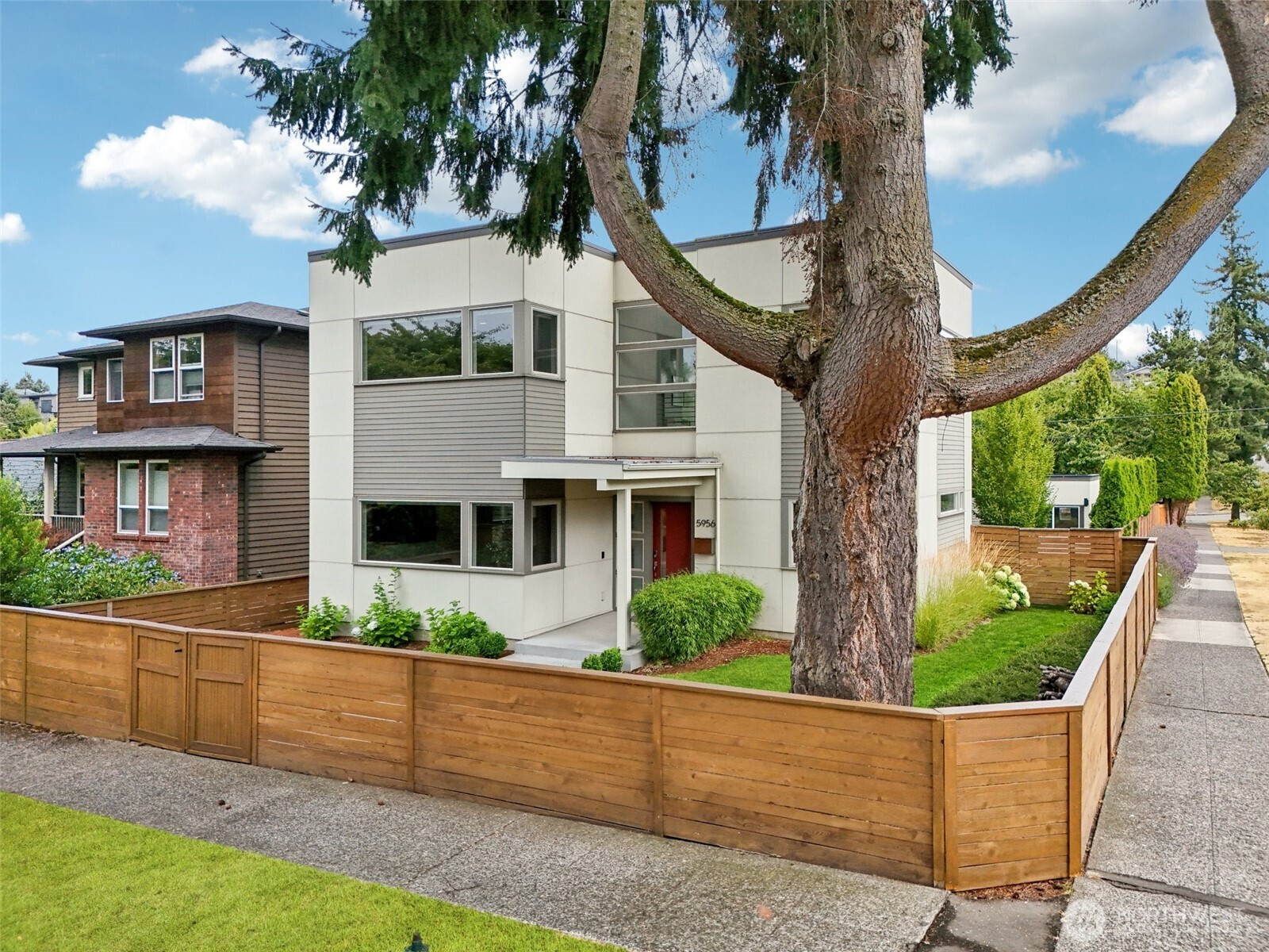 5956 38th Avenue SW, Seattle, WA 98126